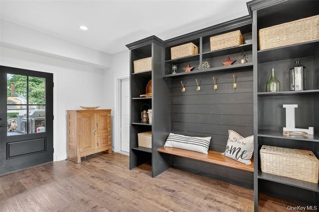 1 Janine Place, Highland, NY 12528