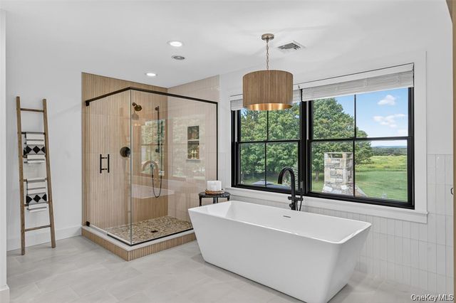 1 Janine Place, Highland, NY 12528