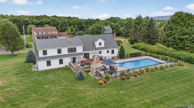 1 Janine Place, Highland, NY 12528