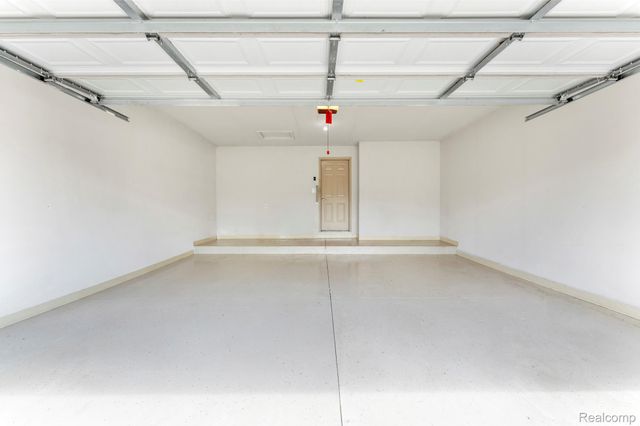 17437 Averhill Boulevard, Macomb Township, MI 48042
