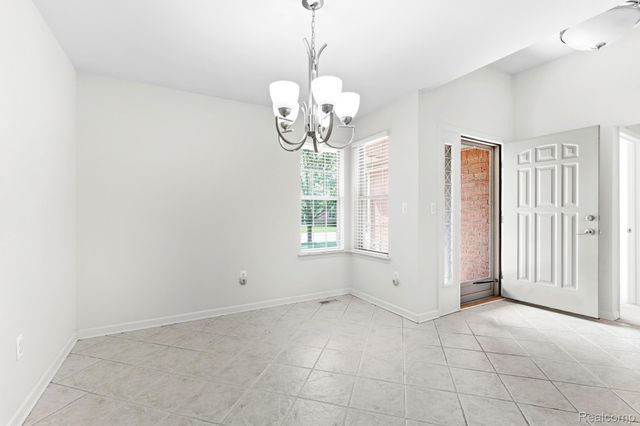 17437 Averhill Boulevard, Macomb Township, MI 48042