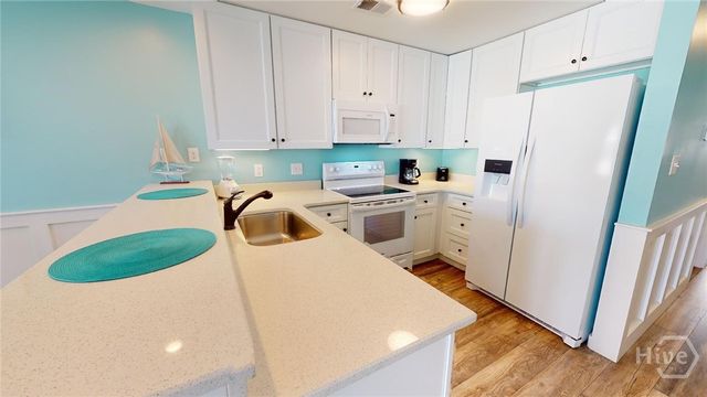 3 17th Street 8, Tybee Island, GA 31328