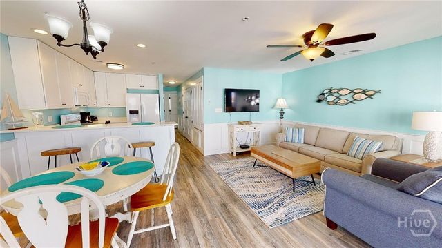 3 17th Street 8, Tybee Island, GA 31328