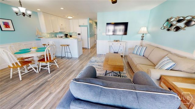 3 17th Street 8, Tybee Island, GA 31328