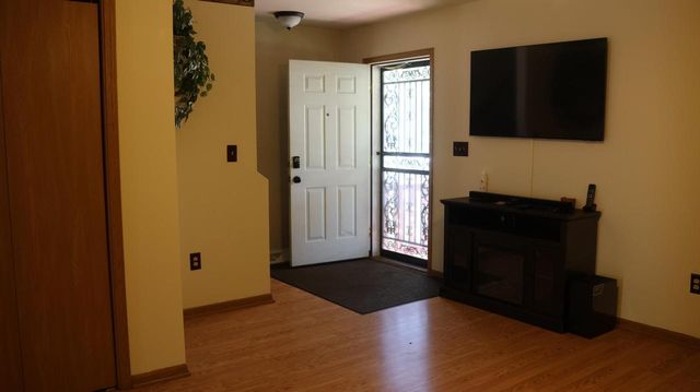 2464 N 34th STREET, Milwaukee, WI 53210