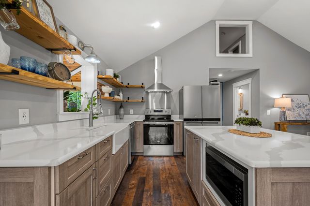 10257 Barlow Ln, Lascassas, TN 37085
