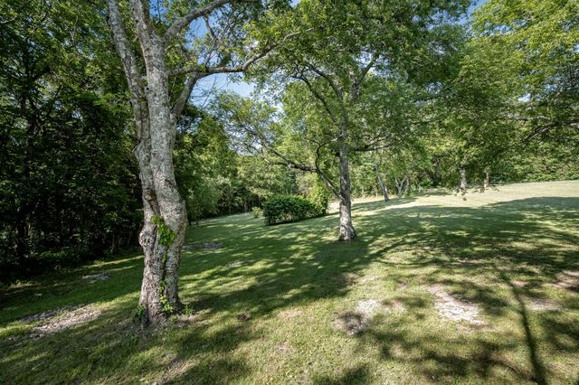 10257 Barlow Ln, Lascassas, TN 37085