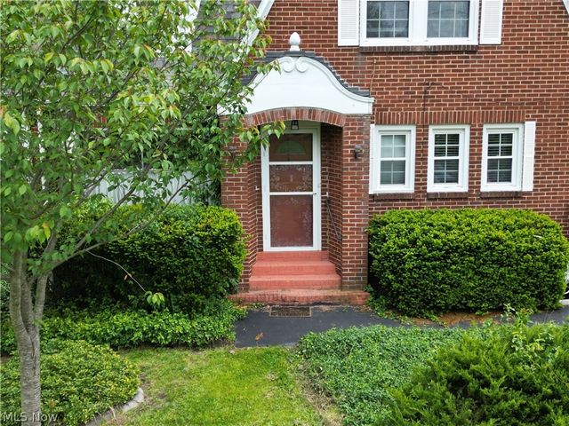 7121 North Lima Road, Poland, OH 44514