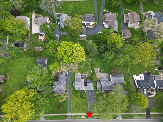 7121 North Lima Road, Poland, OH 44514