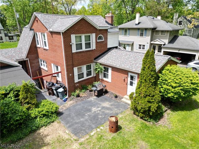 7121 North Lima Road, Poland, OH 44514