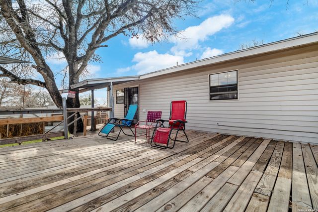 4315 Prelude Pass, Elmendorf, TX 78112