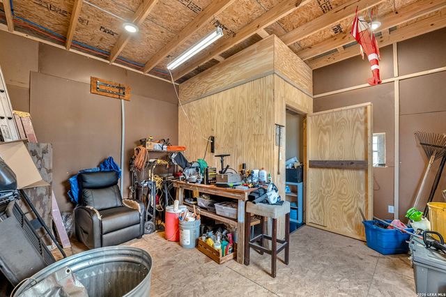 4315 Prelude Pass, Elmendorf, TX 78112