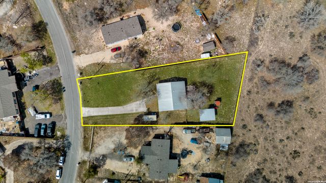 4315 Prelude Pass, Elmendorf, TX 78112