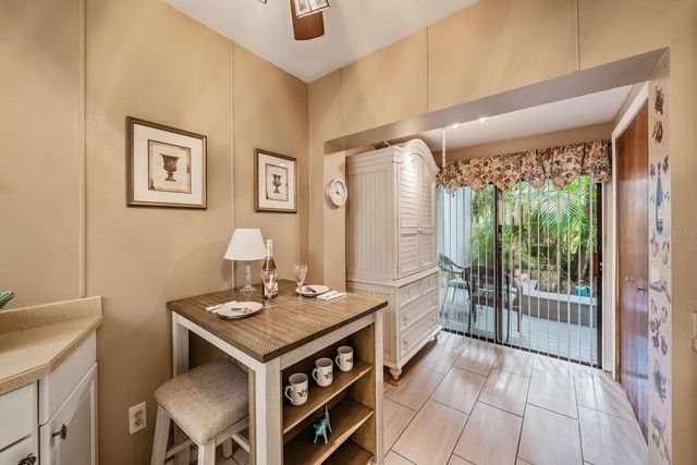 8727 BARDMOOR PLACE 101, Seminole, FL 33777