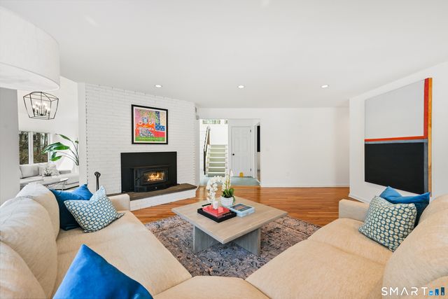 81 Ridge Brook Drive, Stamford, CT 06903