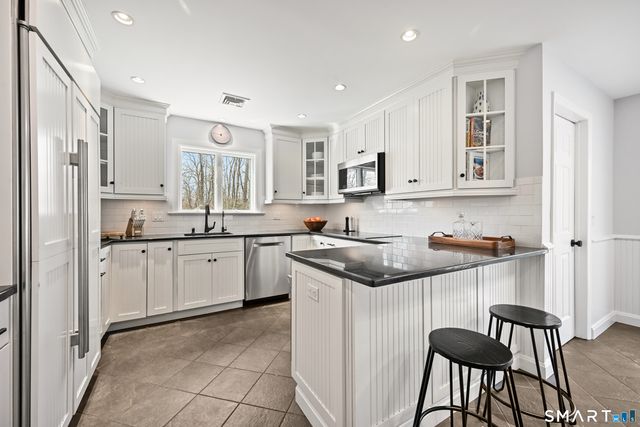 81 Ridge Brook Drive, Stamford, CT 06903