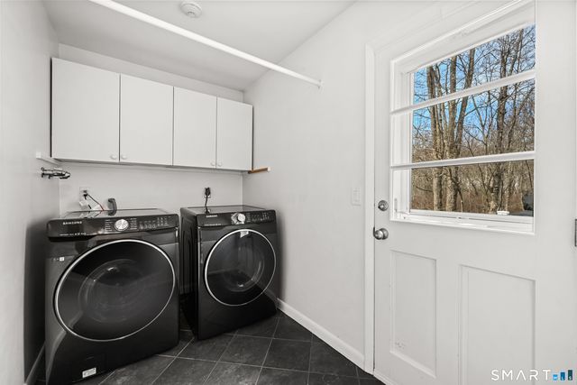 81 Ridge Brook Drive, Stamford, CT 06903