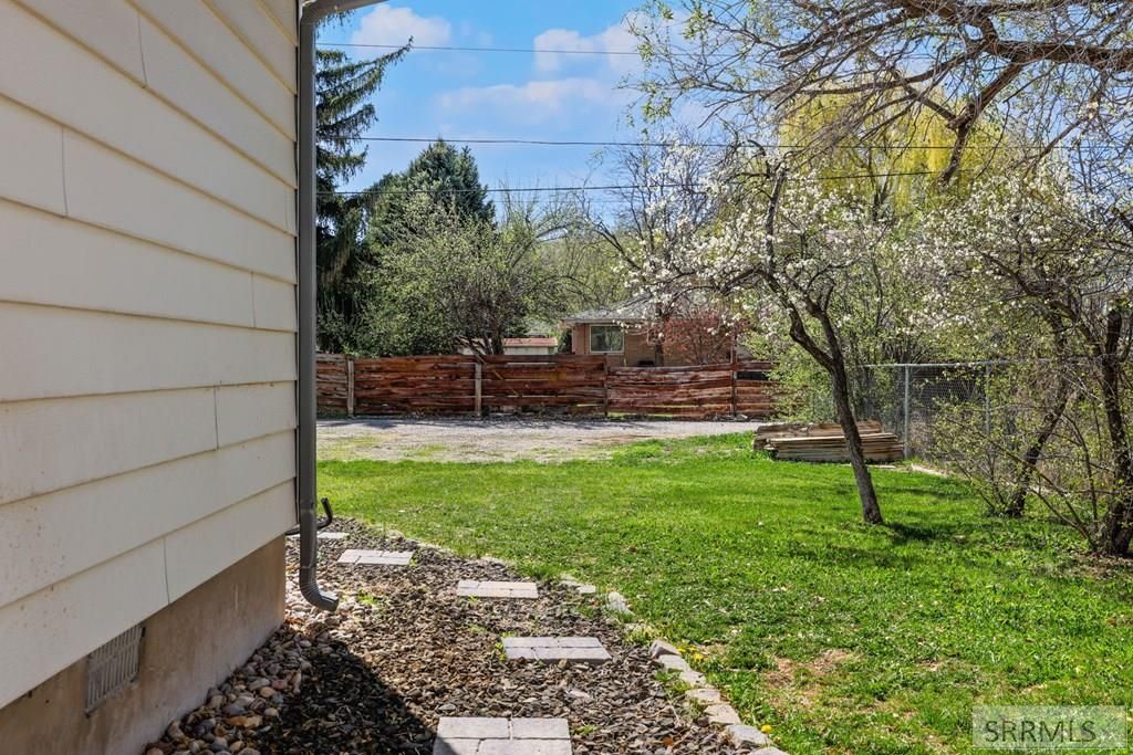 Image 30 of property listing at 375 W 1 S, Rigby, ID 83442