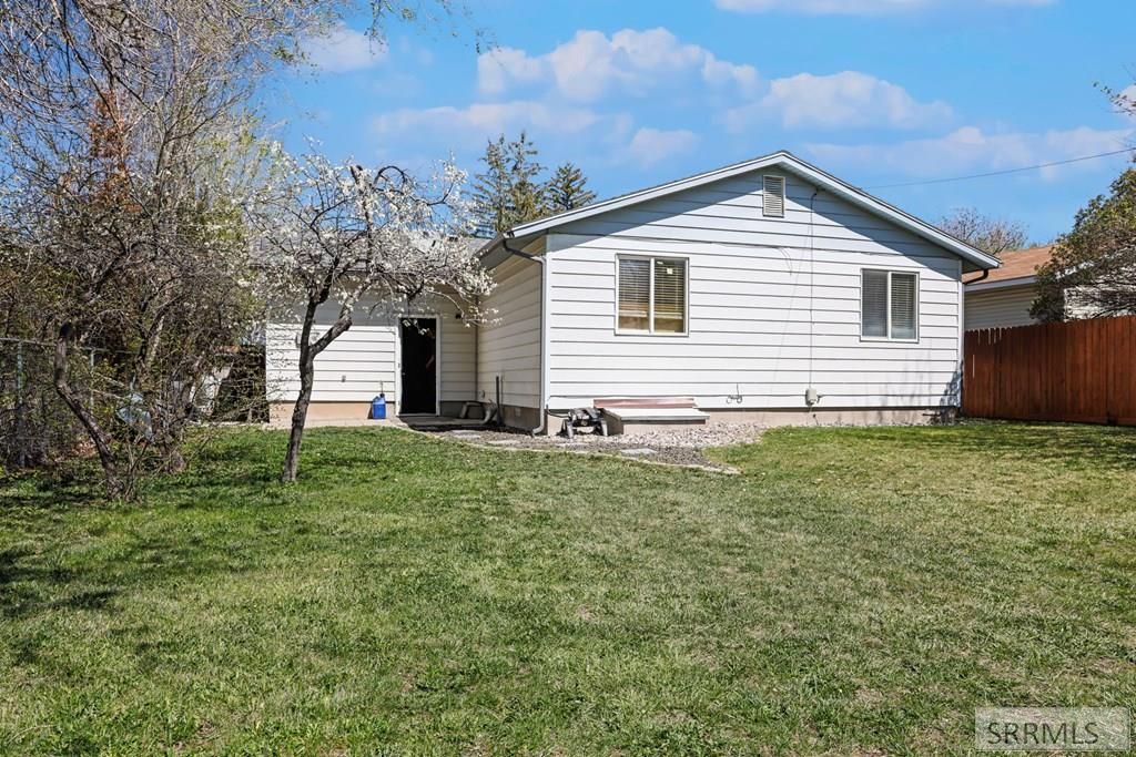 Image 32 of property listing at 375 W 1 S, Rigby, ID 83442