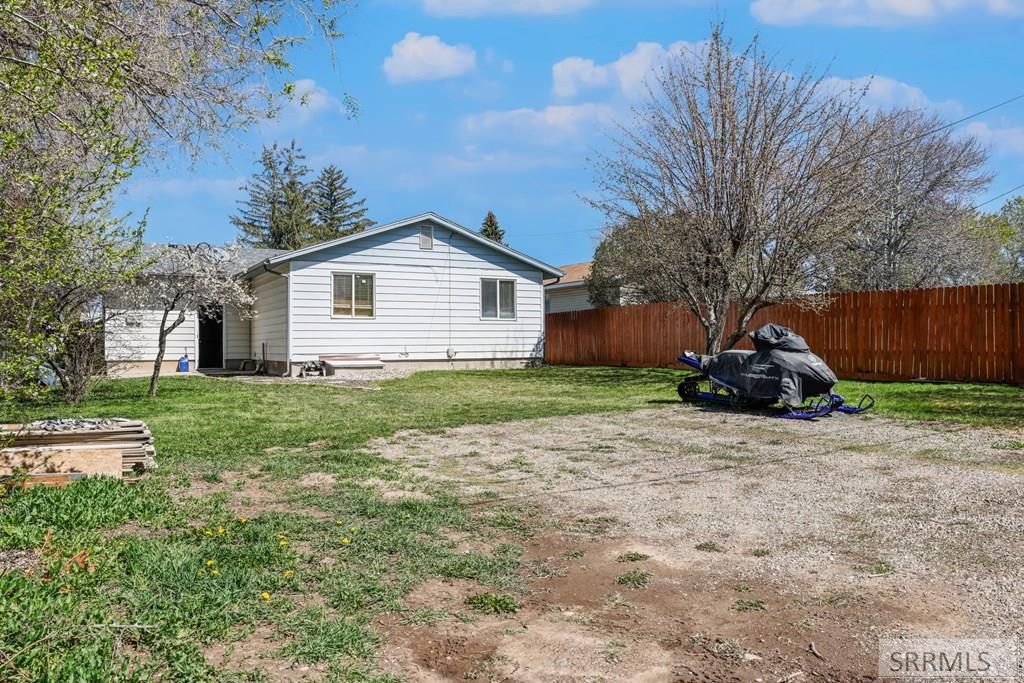 Image 34 of property listing at 375 W 1 S, Rigby, ID 83442