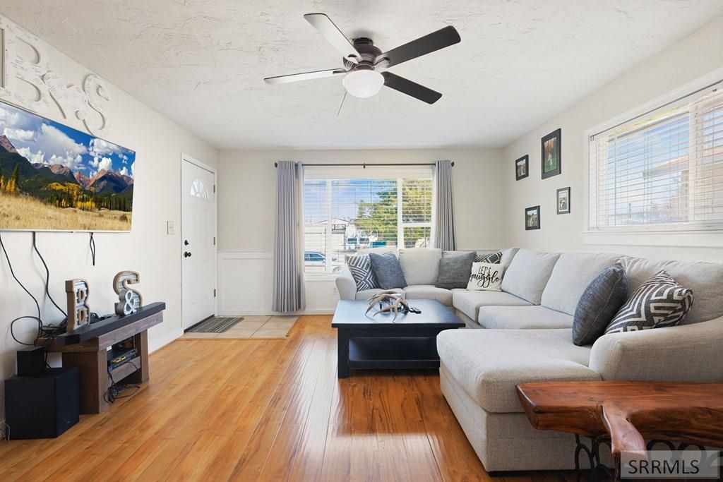 Image 7 of property listing at 375 W 1 S, Rigby, ID 83442