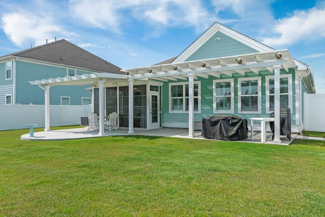 651 Sienna Way, Summerville, SC 29486