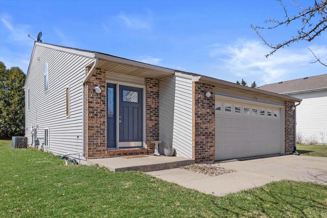 1736 21st AVENUE, Kenosha, WI 53140