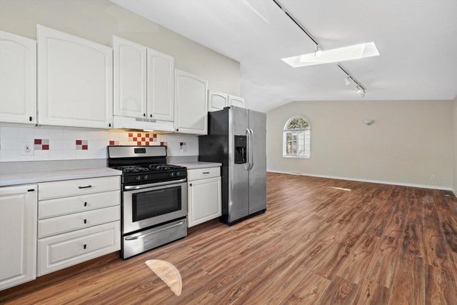 1736 21st AVENUE, Kenosha, WI 53140