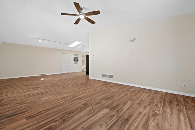 1736 21st AVENUE, Kenosha, WI 53140