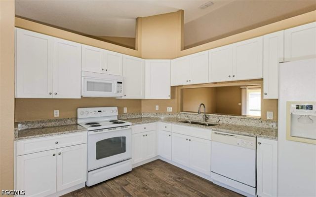 140 SW 29th ST, Cape Coral, FL 33914