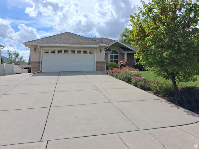 885 E 1525 N, North Ogden, UT 84404