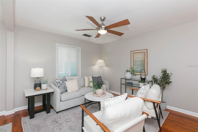 1219 E FLORA STREET, Tampa, FL 33604