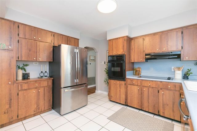1219 E FLORA STREET, Tampa, FL 33604