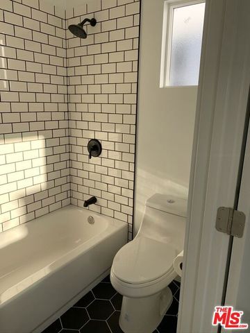 2600 Michigan Avenue, Los Angeles, CA 90033
