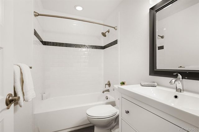 901 Glencoe Street, Denver, CO 80220