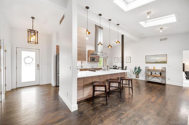 901 Glencoe Street, Denver, CO 80220