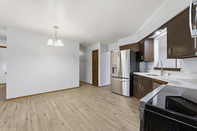 2504 N 112th STREET, Wauwatosa, WI 53226