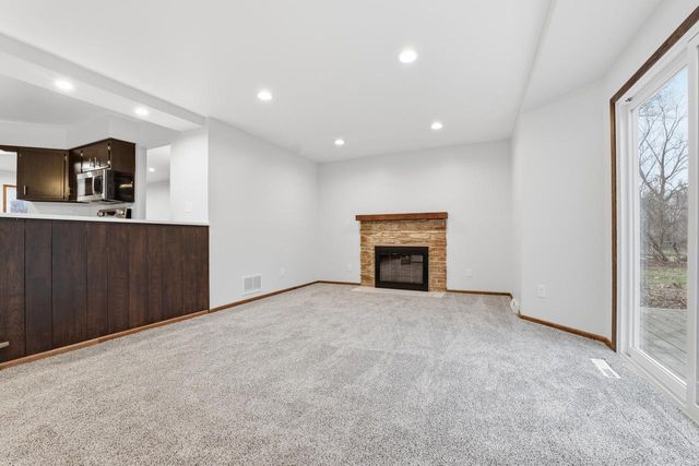 2504 N 112th STREET, Wauwatosa, WI 53226