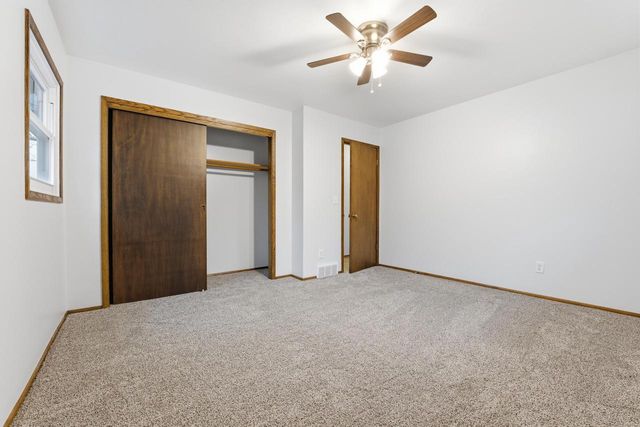 2504 N 112th STREET, Wauwatosa, WI 53226