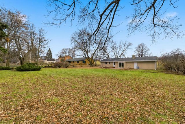 2504 N 112th STREET, Wauwatosa, WI 53226