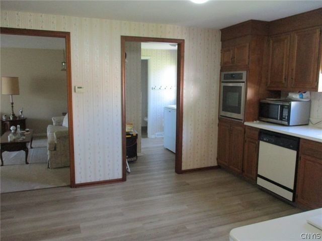 6081 Meadow Drive, Cicero, NY 13039