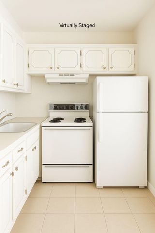 134 Camden F, West Palm Beach, FL 33417