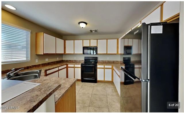 11821 W LAUREL Lane, El Mirage, AZ 85335