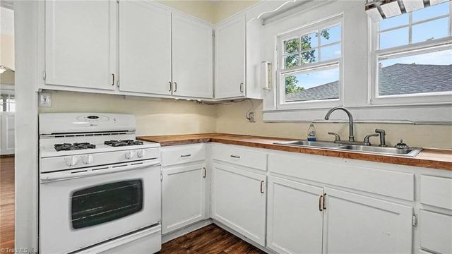1418 N Hamilton Street, High Point, NC 27262