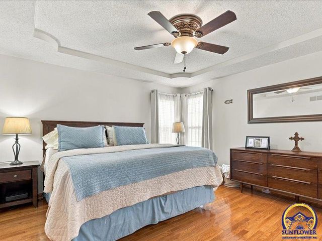 2637 SW Lagito DR, Topeka, KS 66614