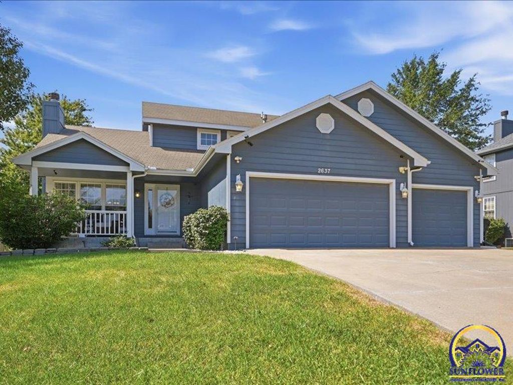 2637 SW Lagito DR, Topeka, KS 66614