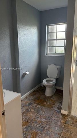 774 NW 16th Pl, Pompano Beach, FL 33060