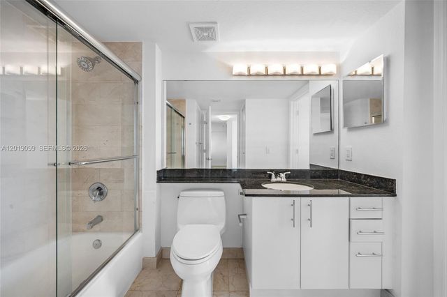 1625 Kennedy Cswy 1004D, North Bay Village, FL 33141