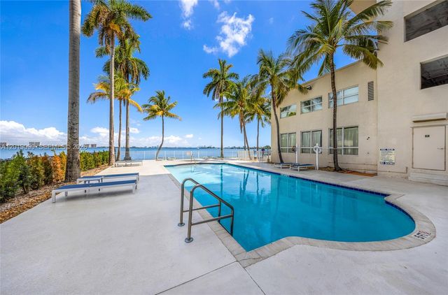 1625 Kennedy Cswy 1004D, North Bay Village, FL 33141