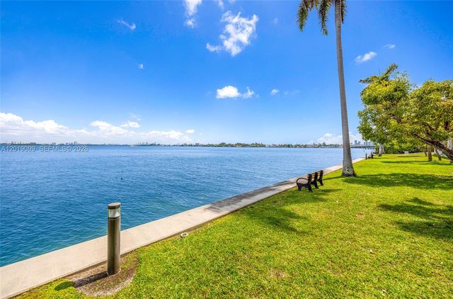 1625 Kennedy Cswy 1004D, North Bay Village, FL 33141